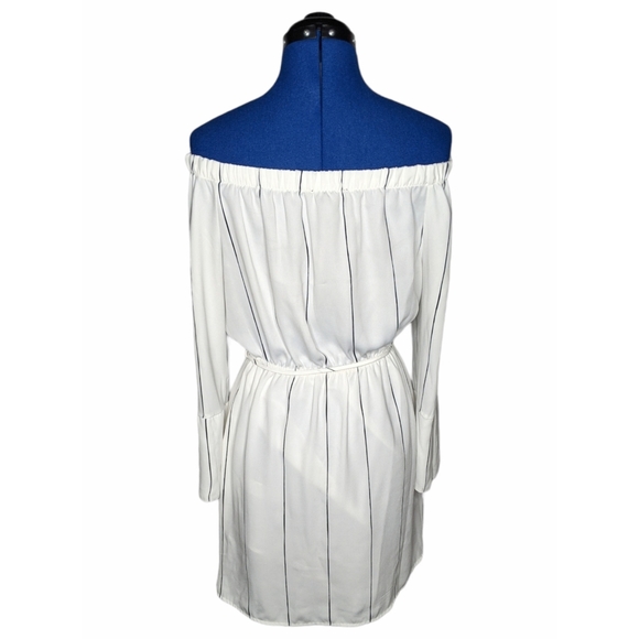 Dynamite Off Shoulder Dress - Picture 4 of 4